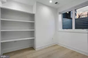4 R St NW, Washington, DC 20001 - Photo 25