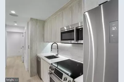 4 R Street NW #4, Washington, DC 20001 - Photo 5