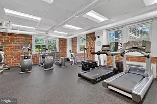 4000 Cathedral Ave NW, Washington, DC 20016 - Photo 25