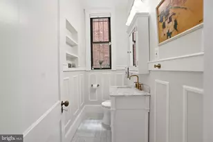 210 8th St SE, Washington, DC 20003 - Photo 13