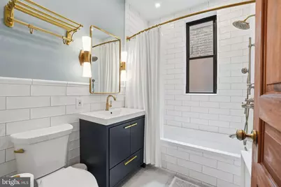 210 8th Street SE, Washington, DC 20003 - Photo 21