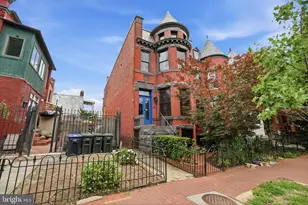 210 8th St SE, Washington, DC 20003 - Photo 3