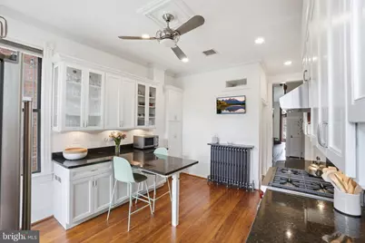 210 8th Street SE, Washington, DC 20003 - Photo 17