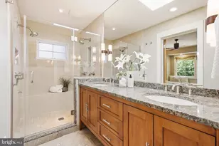 8226 West Beach Dr NW, Washington, DC 20012 - Photo 33