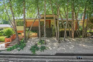 8226 West Beach Dr NW, Washington, DC 20012 - Photo 3