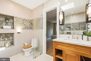 8226 West Beach Dr NW, Washington, DC 20012 - Photo 39