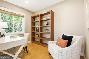 8226 West Beach Dr NW, Washington, DC 20012 - Photo 7