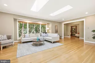 8226 West Beach Dr NW, Washington, DC 20012 - Photo 9