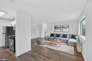 4570 MacArthur Blvd NW, Washington, DC 20007 - Photo 5