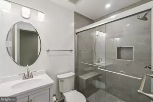 3437 Summit Ct NE, Washington, DC 20018 - Photo 19