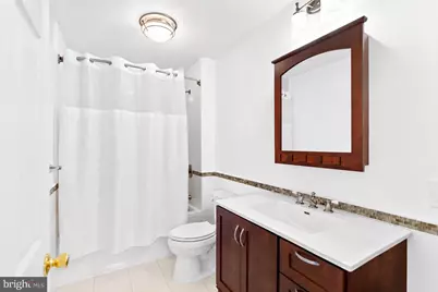 5213 Cathedral Avenue NW, Washington, DC 20016 - Photo 21