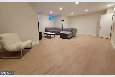 1418 44th Street NW #B, Washington, DC 20007 - Photo 5