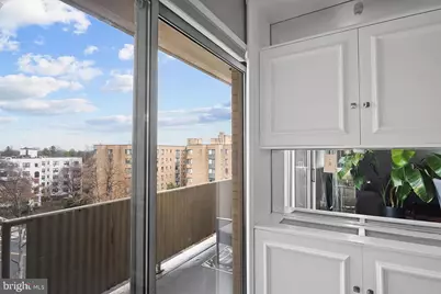 4600 Connecticut Avenue NW #904, Washington, DC 20008 - Photo 5