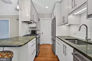2333 Huidekoper Pl NW, Washington, DC 20007 - Photo 5