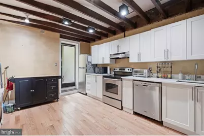 1425 Wisconsin Avenue NW #1, Washington, DC 20007 - Photo 3