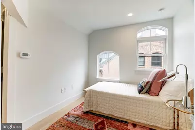1309 E Street SE, Washington, DC 20003 - Photo 33