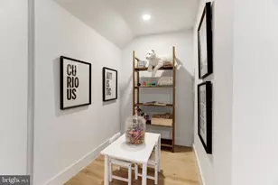 1309 E St SE, Washington, DC 20003 - Photo 31