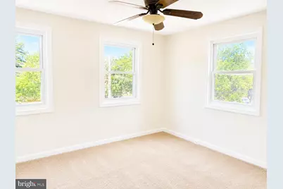3020 24th Place SE, Washington, DC 20020 - Photo 5