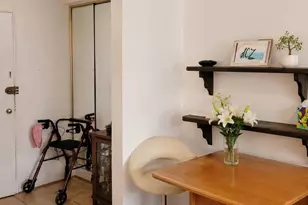 1 Scott Cir NW, Washington, DC 20036 - Photo 7