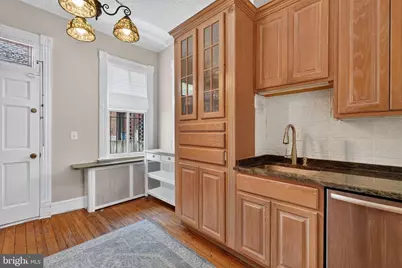 318 3rd Street SE, Washington, DC 20003 - Photo 5