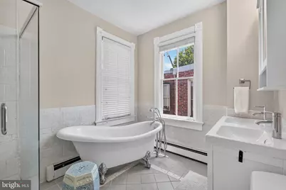318 3rd Street SE, Washington, DC 20003 - Photo 9