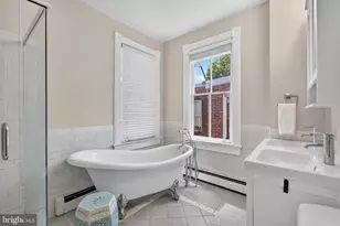 318 3rd St SE, Washington, DC 20003 - Photo 9