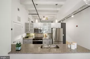 1701 Kalorama Rd NW, Washington, DC 20009 - Photo 21