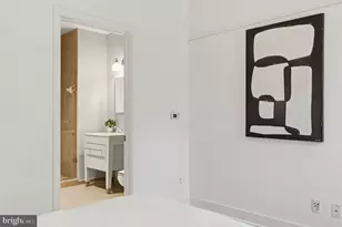 1701 Kalorama Rd NW, Washington, DC 20009 - Photo 29