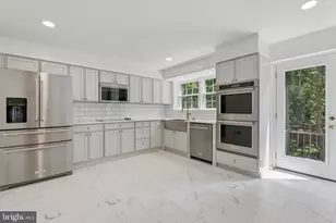 2827 Ellicott St NW, Washington, DC 20008 - Photo 17
