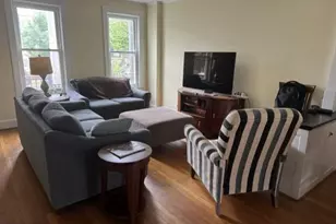 1915 35th Pl NW, Washington, DC 20007 - Photo 3