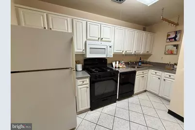 209 G Street SW #143, Washington, DC 20024 - Photo 7