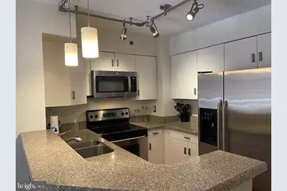1230 23rd Street NW #502, Washington, DC 20037 - Photo 9