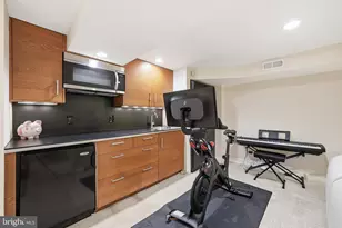 2806 27th St NW, Washington, DC 20008 - Photo 25