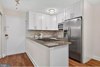2201 L Street NW #316, Washington, DC 20037 - Photo 5