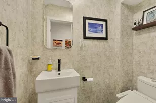 3107 17th St NW, Washington, DC 20010 - Photo 19