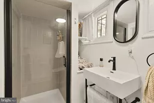 3107 17th St NW, Washington, DC 20010 - Photo 37
