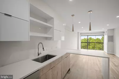 1001 26th Street NW #806, Washington, DC 20037 - Photo 17