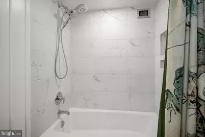 1001 NW 26th Street NW #806, Washington, DC 20037 - Photo 23
