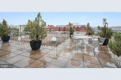 1001 NW 26th Street NW #806, Washington, DC 20037 - Photo 7