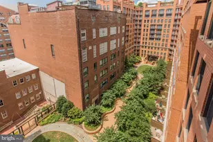 616 E St NW, Washington, DC 20004 - Photo 31
