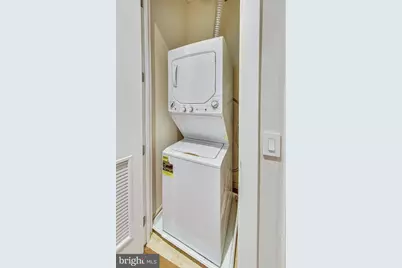 811 4th Street NW #112, Washington, DC 20001 - Photo 25