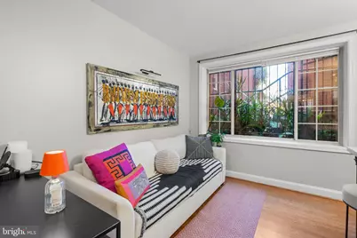 718 Park Road NW #1, Washington, DC 20010 - Photo 7