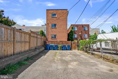 718 Park Road NW #1, Washington, DC 20010 - Photo 27