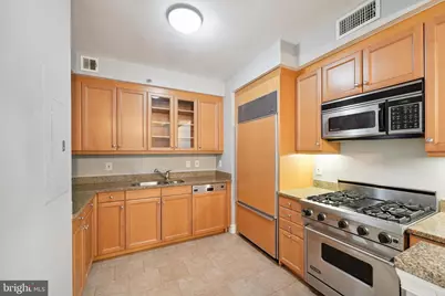 1155 23rd Street NW #5M, Washington, DC 20037 - Photo 5