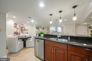 1832 Calvert St NW, Washington, DC 20009 - Photo 11