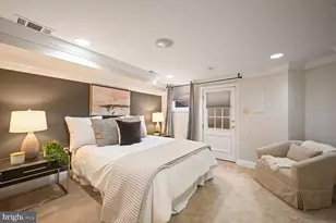 1832 Calvert St NW, Washington, DC 20009 - Photo 15
