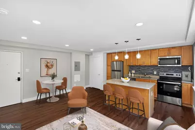 212 Oakwood Street SE #213, Washington, DC 20032 - Photo 3