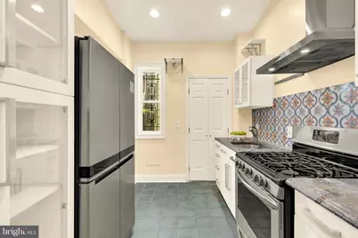 1115 Holbrook Terrace NE, Washington, DC 20002 - Photo 7