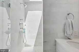 4310 Cathedral Ave NW, Washington, DC 20016 - Photo 29