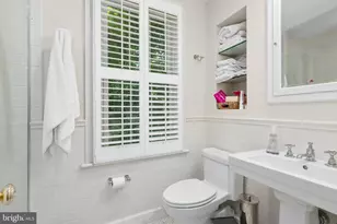 4310 Cathedral Ave NW, Washington, DC 20016 - Photo 33